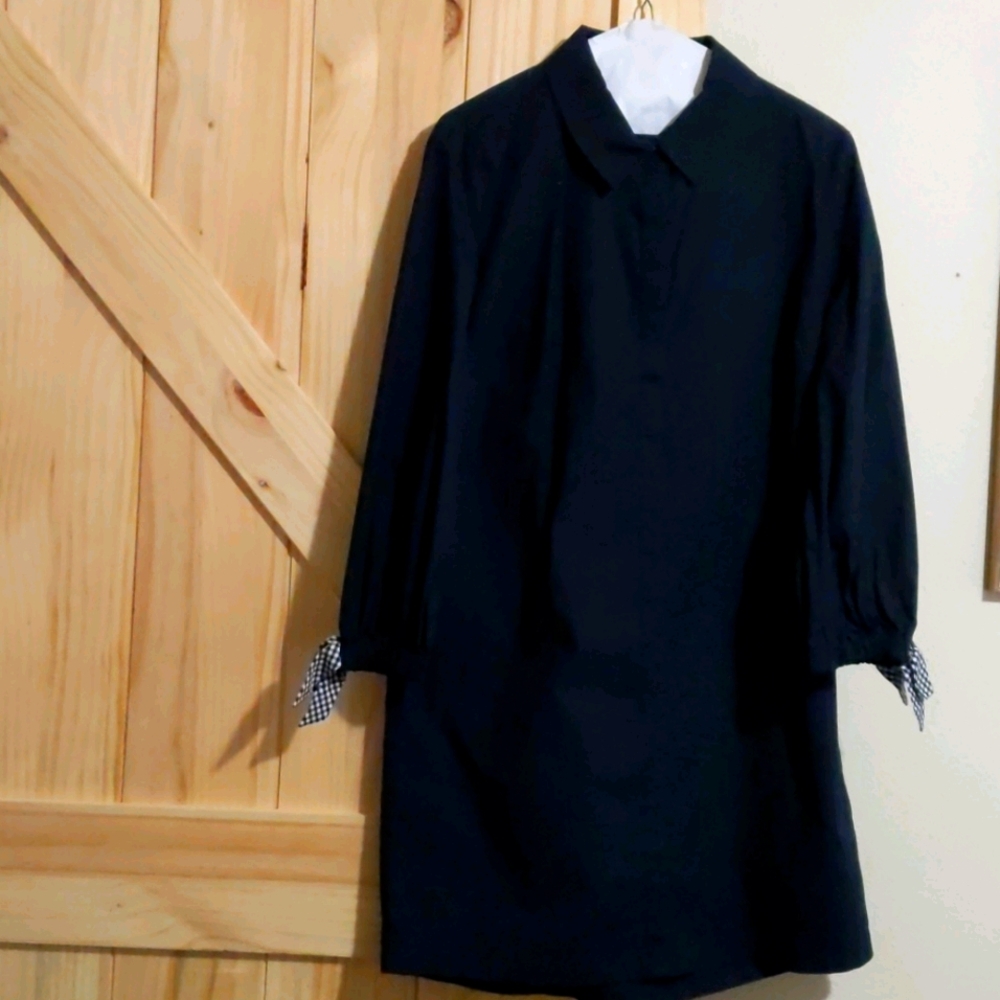 Black Heyton top